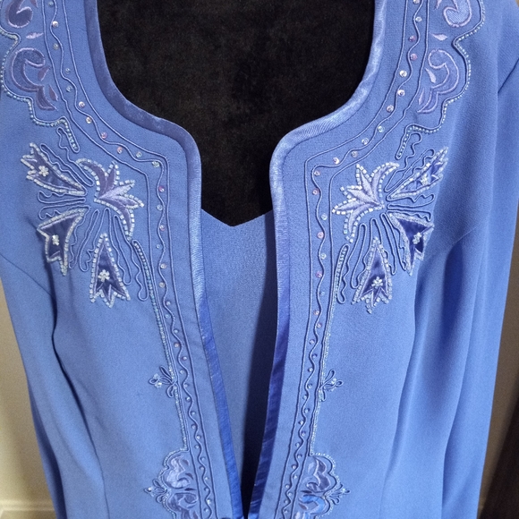 Two piece dress - Picture 5 of 10